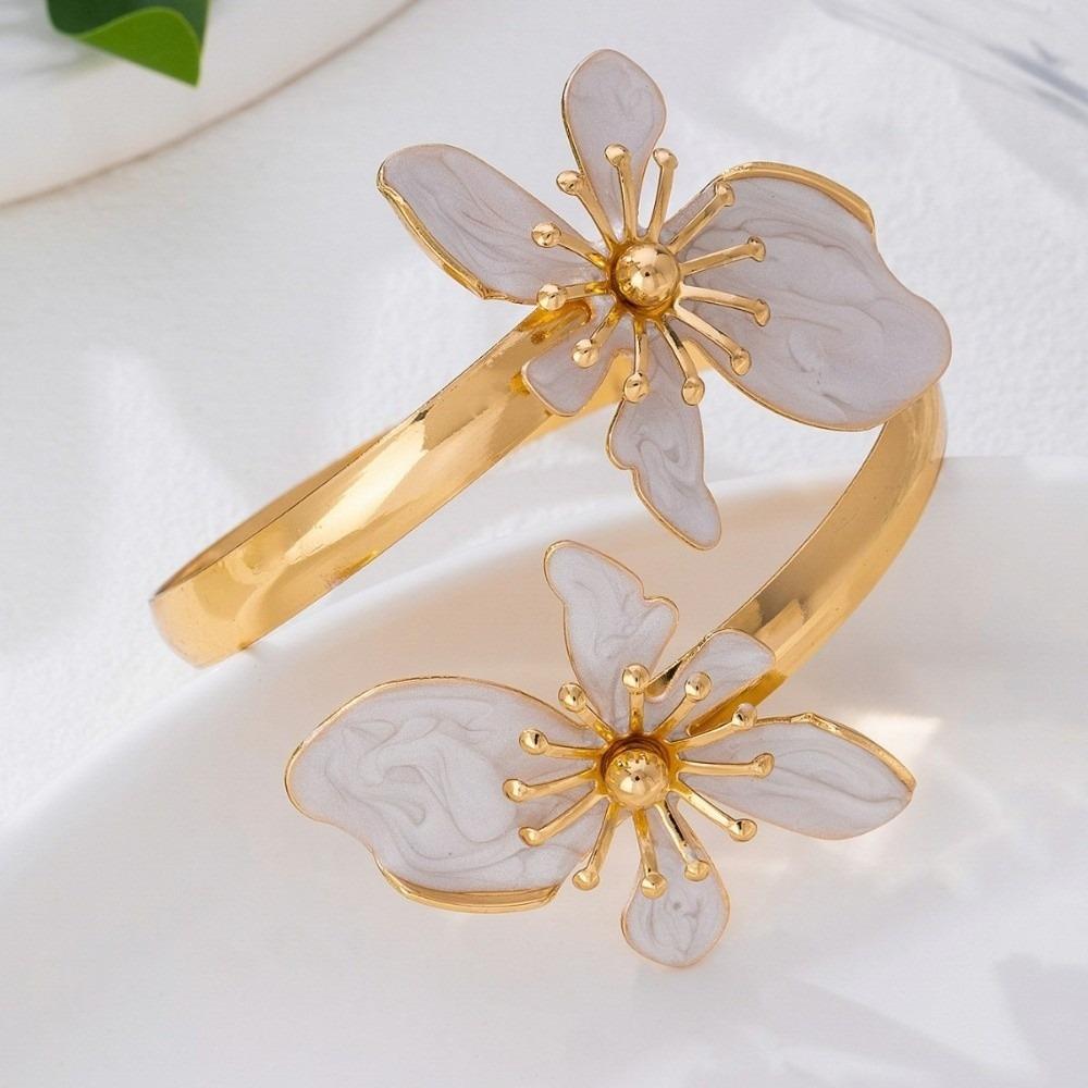 Vintage Style Enamel Flower Cuff Armlet Gold Color Open Arm Ring Special Occasion