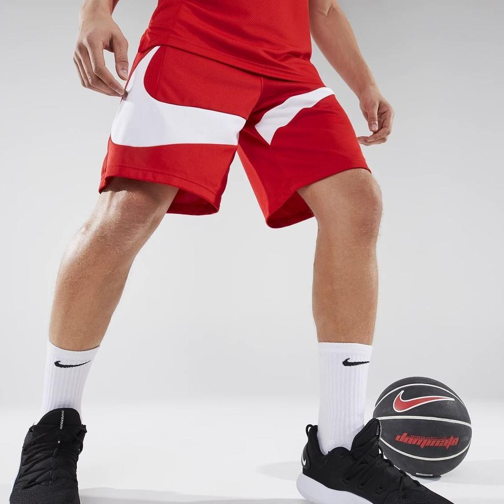 Nike Повседневные шорты мужские красные средние BV9386-657