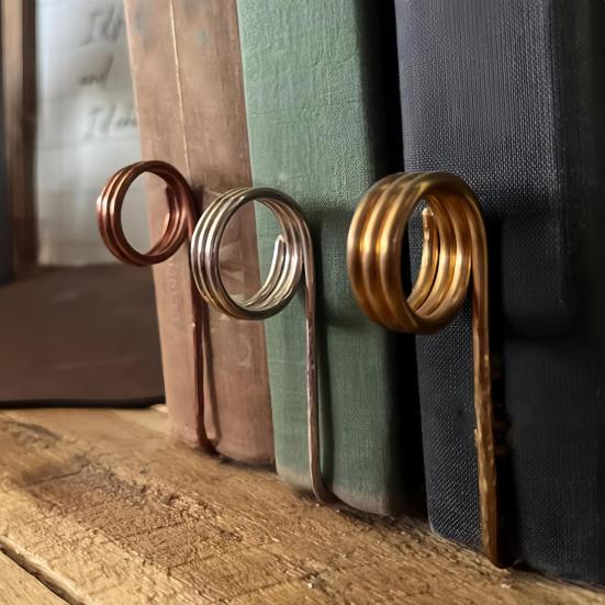 Metal Book Holder Ring Alloy Thumb Book Page Holder Handmade Finger Ring Bookmark for Book Lovers Reading Accessory