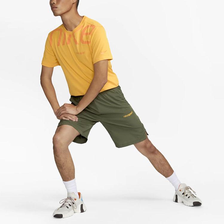 Nike Однотонные повседневные шорты с кулиской и прямым кроем для мужчин Оливково-зеленые FJ5276-325
