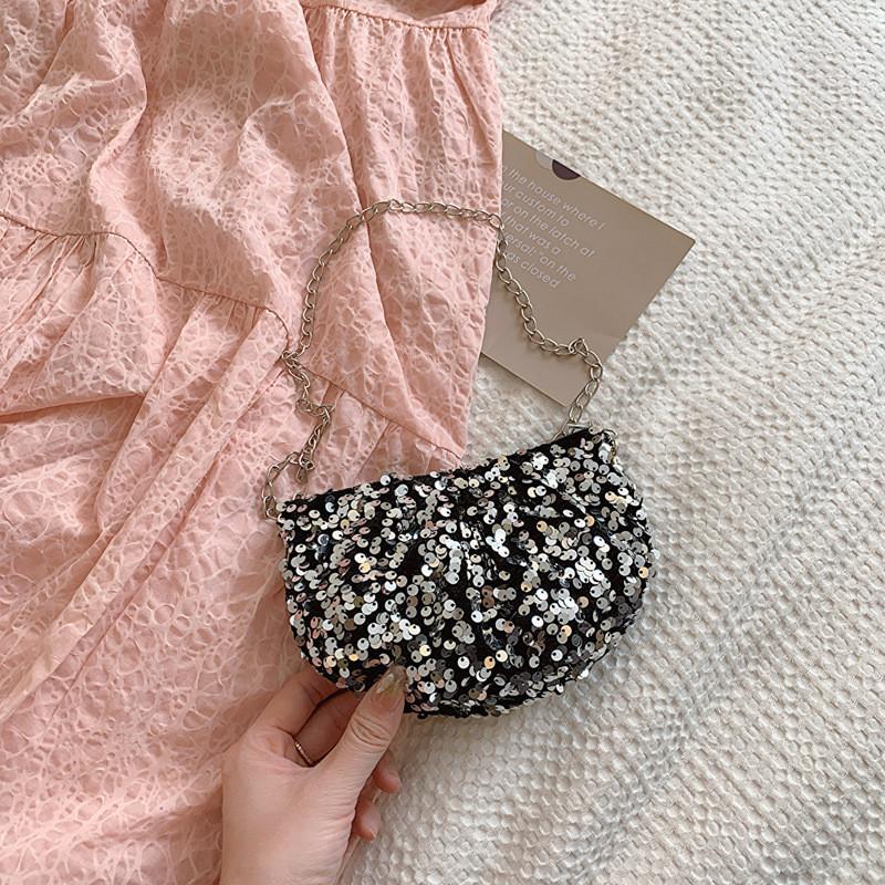 Stylish Pu Leather Saddle Bag For Women Trendy Street Fashion Medium Size