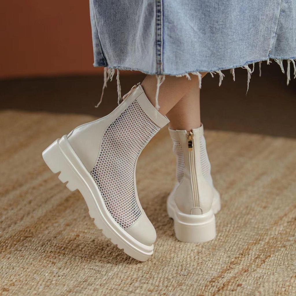 Летние ботинки из натуральной кожи. Дышащие женские сандалии. Тонкие сетчатые сапоги. Мягкая подошва средней длины. Классные французские полые ботинки. Одинарные ботинки.