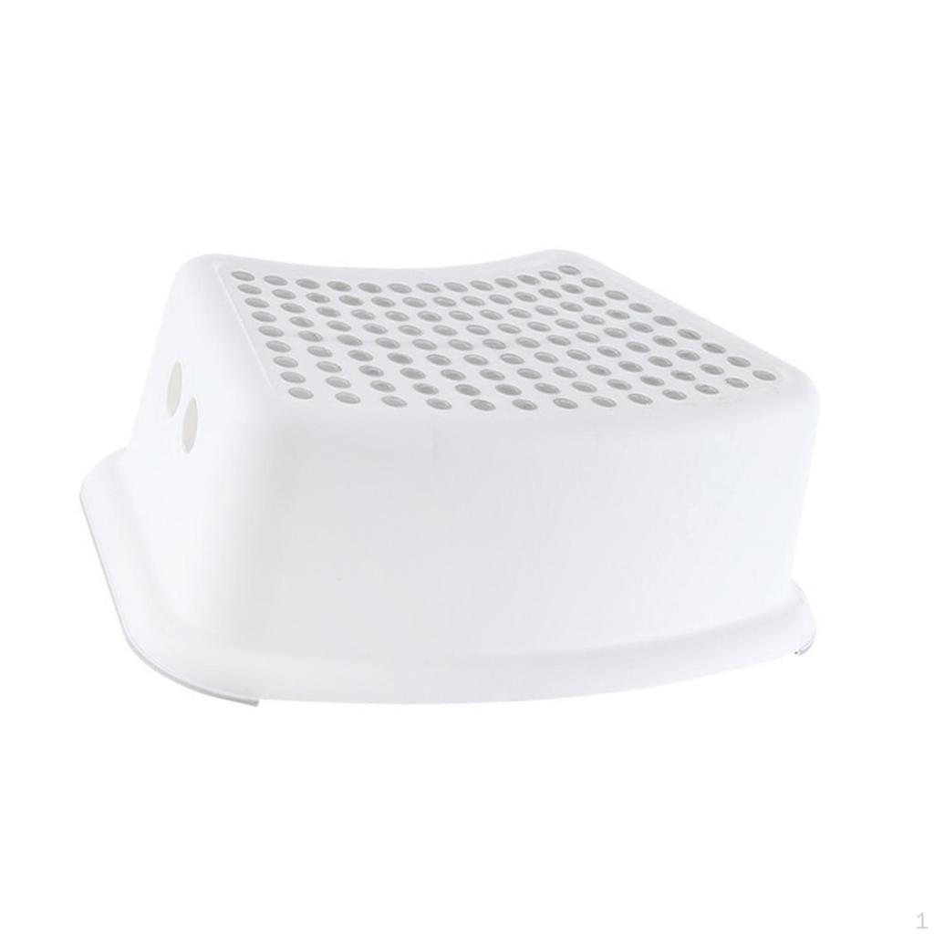 Детская ступенька для ванной и кухни