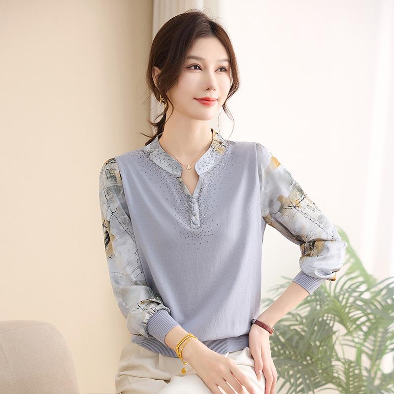 Elegant Gauze Sleeve Knit Top for Mature Women - Lightweight Spring/Autumn Layer
