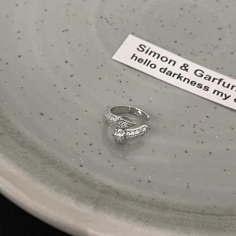 Темпераментные серьги-каффы, не требующие прокола, Т-образные, гвоздики, геометрические клипсы для ушей для женщин, мужчин, панк, для вечеринок, ювелирные аксессуары