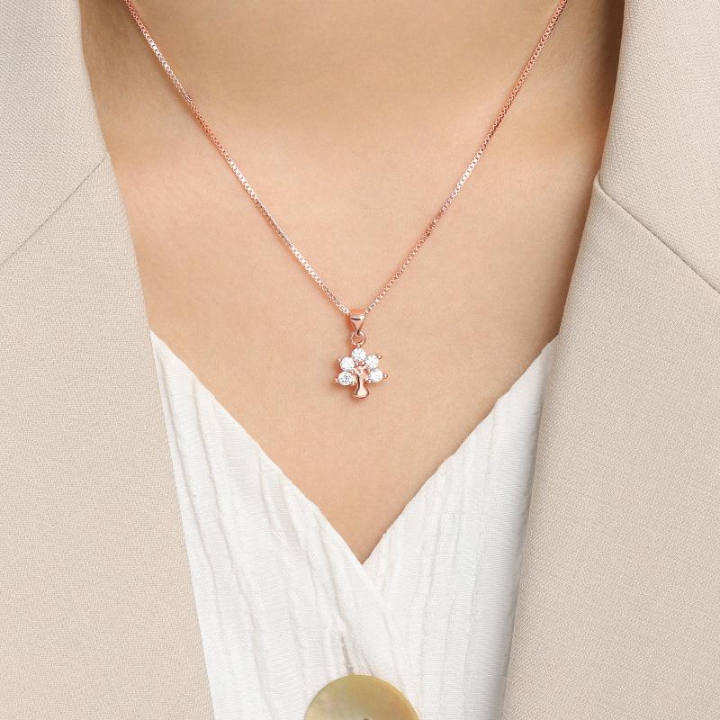 Rose Gold Mini Branch Necklace with Original Design, Niche Fashion Pendant, Japanese and Korean Design, Tree of Life Necklace