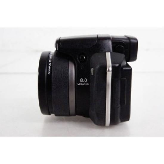 ПОДЕРЖАННАЯ цифровая камера Olympus SP‑560UZ Ultra Zoom (8 МП, 18-кратный оптический зум)