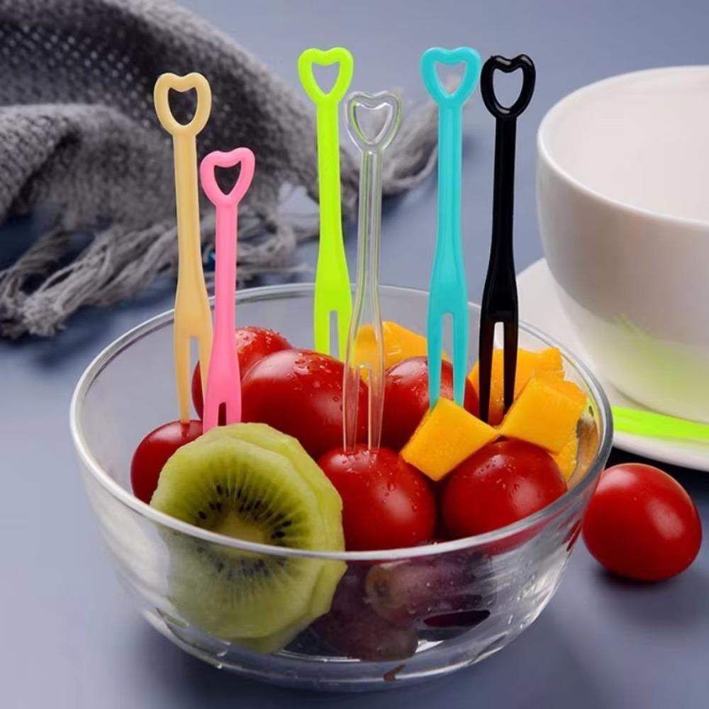 200Pcs Plastic Fruit Toothpick Heart Shape Cake Fork Household Disposable Fruit Skewers Commercial