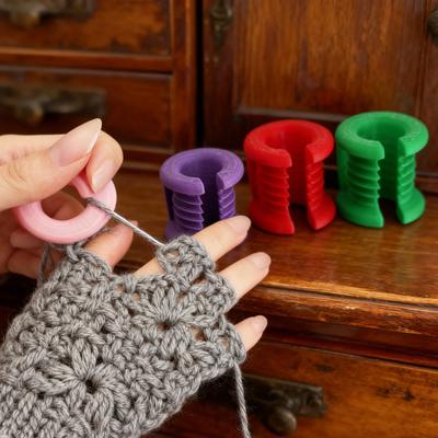 Направляющая для вязания крючком пальцами, 3D-печатная направляющая для пряжи, держатель для пальца, пластиковая направляющая для нити, помощник для вязания крючком для вязальщиков