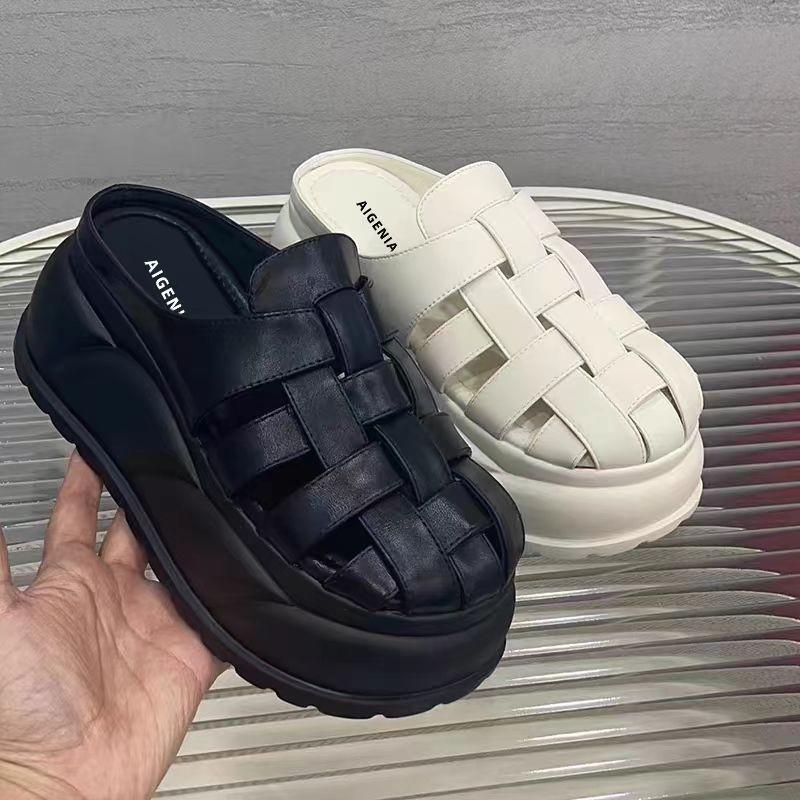 Полутапочки с толстой подошвой для женщин, новая летняя мода, универсальные пляжные прохладные тапочки