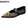 Сексуальные леопардовые туфли на плоской подошве с острым носком, женские туфли-лоферы, тренд 2025 года, дизайнерские туфли для офиса и леди, новые туфли для зрелых женщин Zapatos