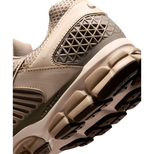 Nike Кроссовки мужские Nike Zoom Vomero 5 Desert Khaki Classic Olive Dark Hazel Tan Light-Khaki FB9149-201