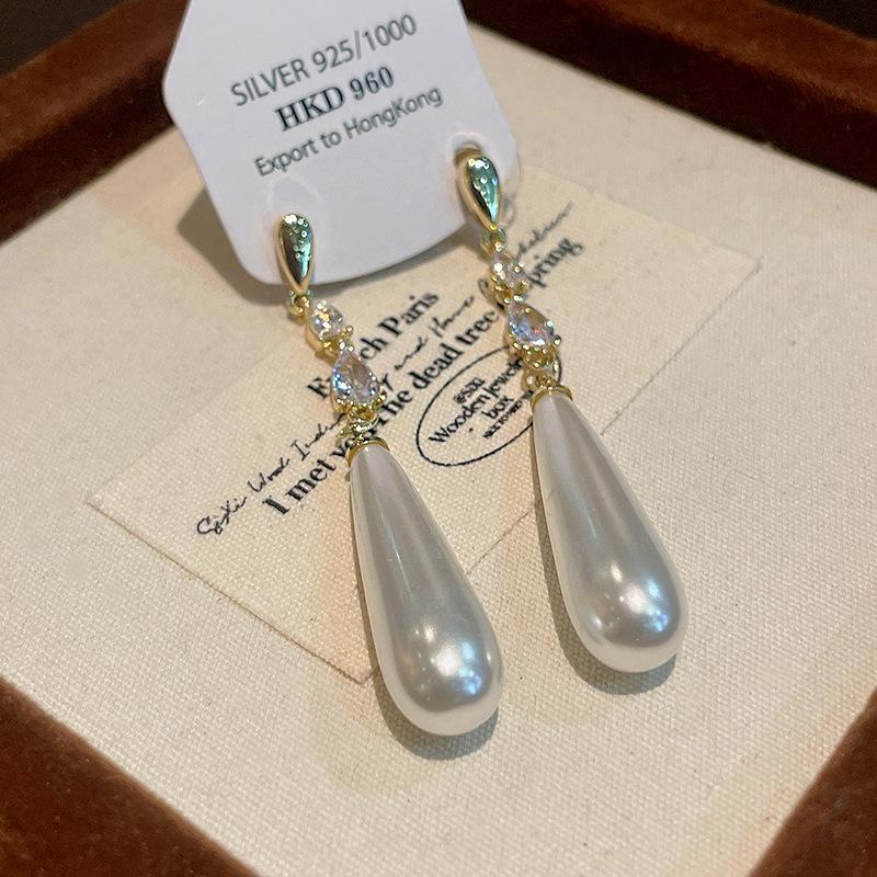 Real gold electroplated silver needle zircon pearl fringed earrings French fashion stud earrings high-end versatile earrings women