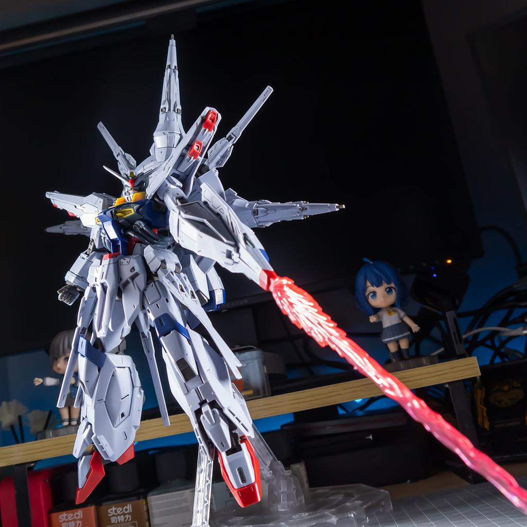 В наличии Модель Huiju 1/100 Mg Zgmf-X13A Providence Clear Erd Сборные Модели Фигурка Действия Меха Робот Модель Игрушки Хобби Подарок
