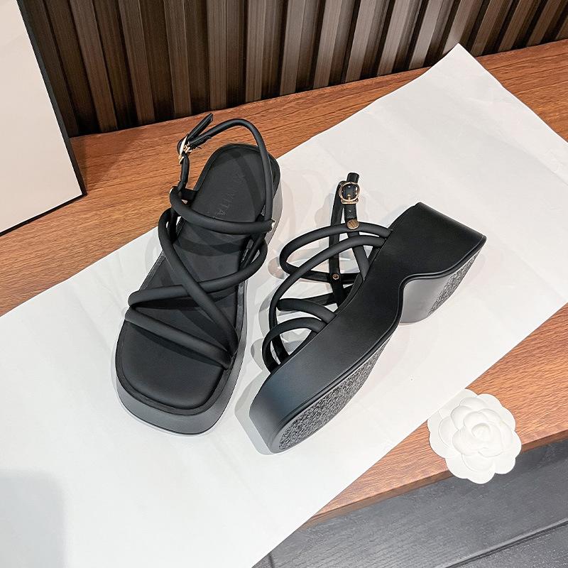 Женские босоножки на платформе весна и лето новая уличная обувь на танкетке римские сандалии подошва маффин фея ветер пляжный отпуск крутые шлепанцы женщина
