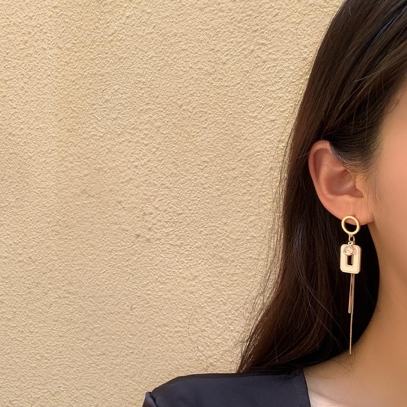 Fashion Statement Earrings New Design Gold Plating Asymmetrical Drop Earrings For Girl Lady Gifts