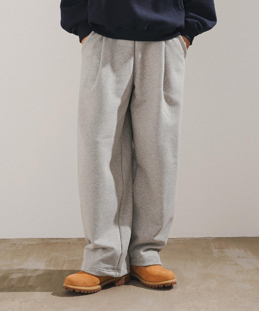 JEMUT Day Cut One-Pleat Sweatpants Gray Islp2662