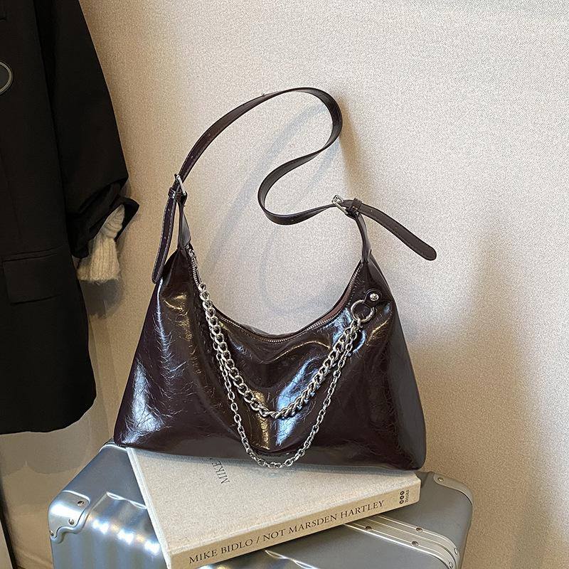 Сумка подмышку женская сумка ретро 2025 новая мода универсальный нишевый дизайн высококлассная женская наплечная сумка-мессенджер