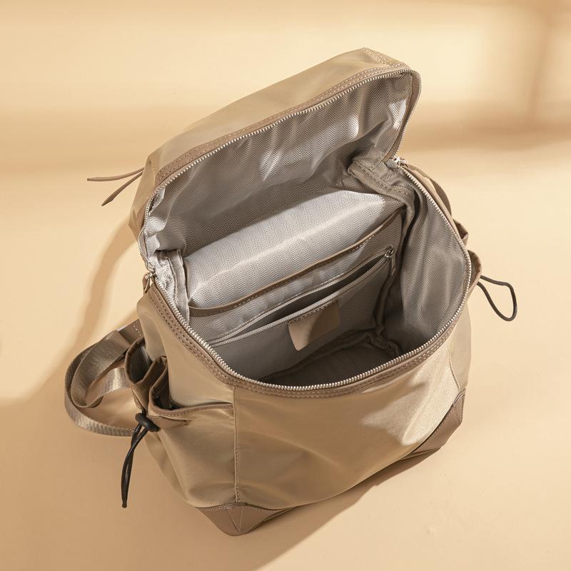 2026 New Summer Casual Large Capacity Mom Backpack Lightweight Fashion Commuter Travel Laptop Backpack