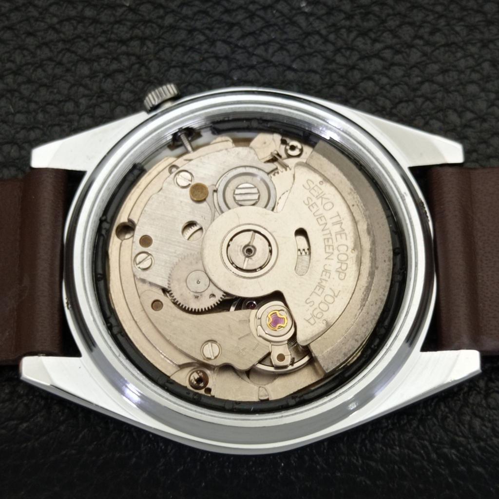 ВОССТАНОВЛЕННЫЕ ВИНТАЖНЫЕ АВТОМАТИЧЕСКИЕ МУЖСКИЕ ЧАСЫ SEIKO 5 JAPAN СЕРЕБРЯНЫЙ ЦИФЕРБЛАТ a433570-2 R117-a433570