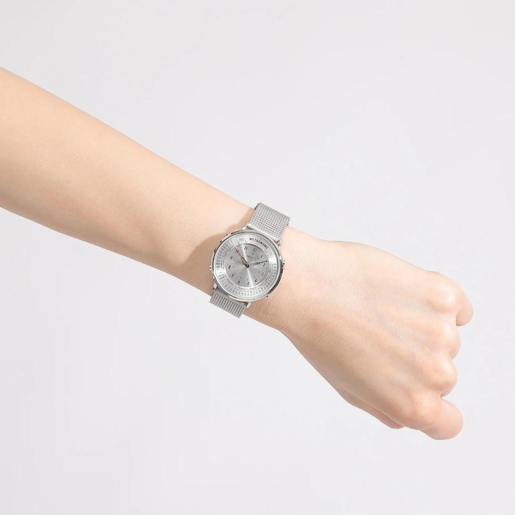 SEIKO наручные часы с функцией метронома серебристая сетка.
