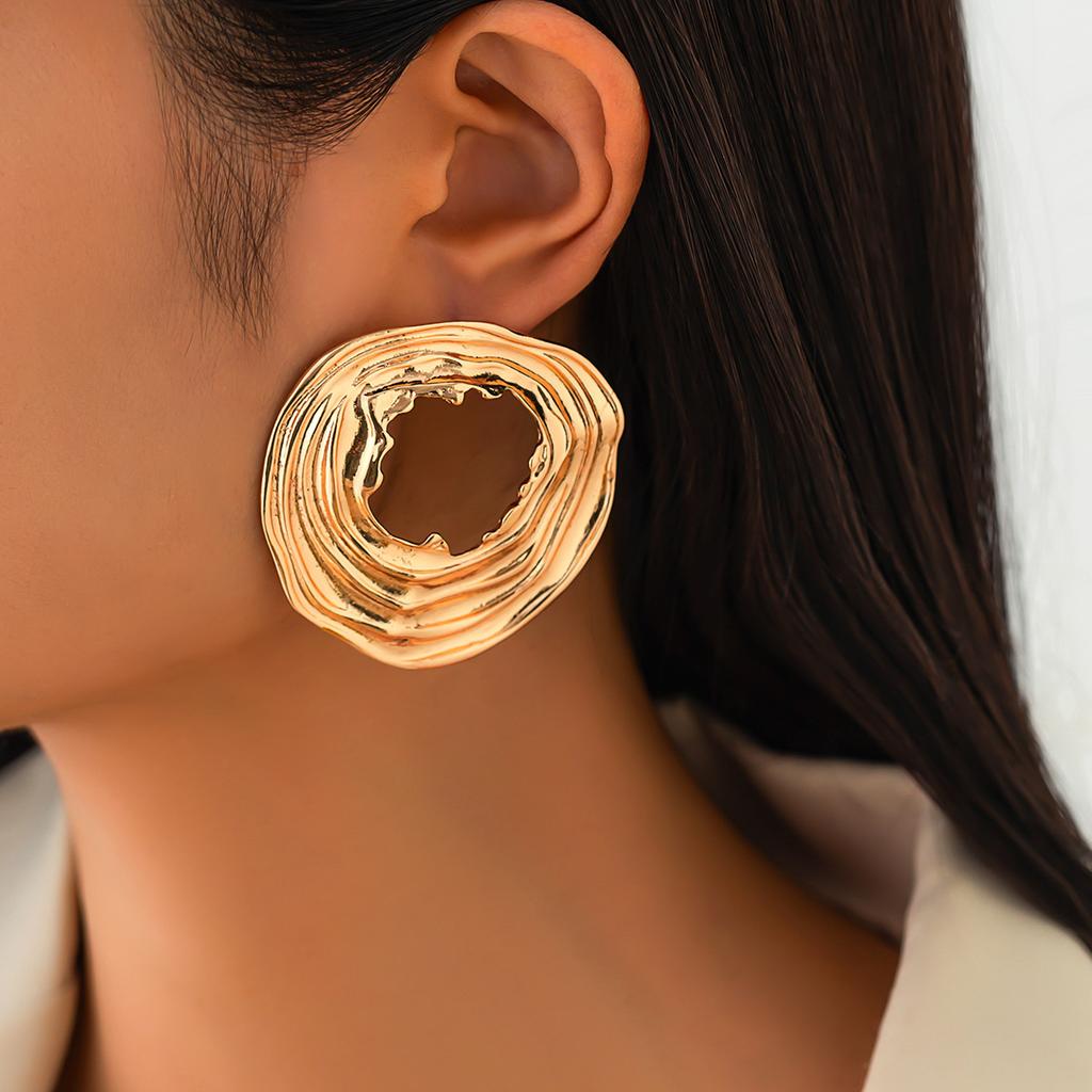 Fashion Versatile Fan Irregular Stud Earrings Women's Alloy Conch Folded Earrings Earrings