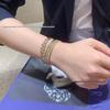 Европейский и американский браслет-соты V из золота с бриллиантами для женщин - Штабелируемый и высококачественный дизайн