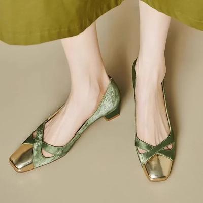 Мода 2025 Лето Французская Кожа Туфли на Полом Квадратном Каблуке Сочетающийся Цвет Перекрестный Ретро Туфли на Каблуке с Мелким Вырезом