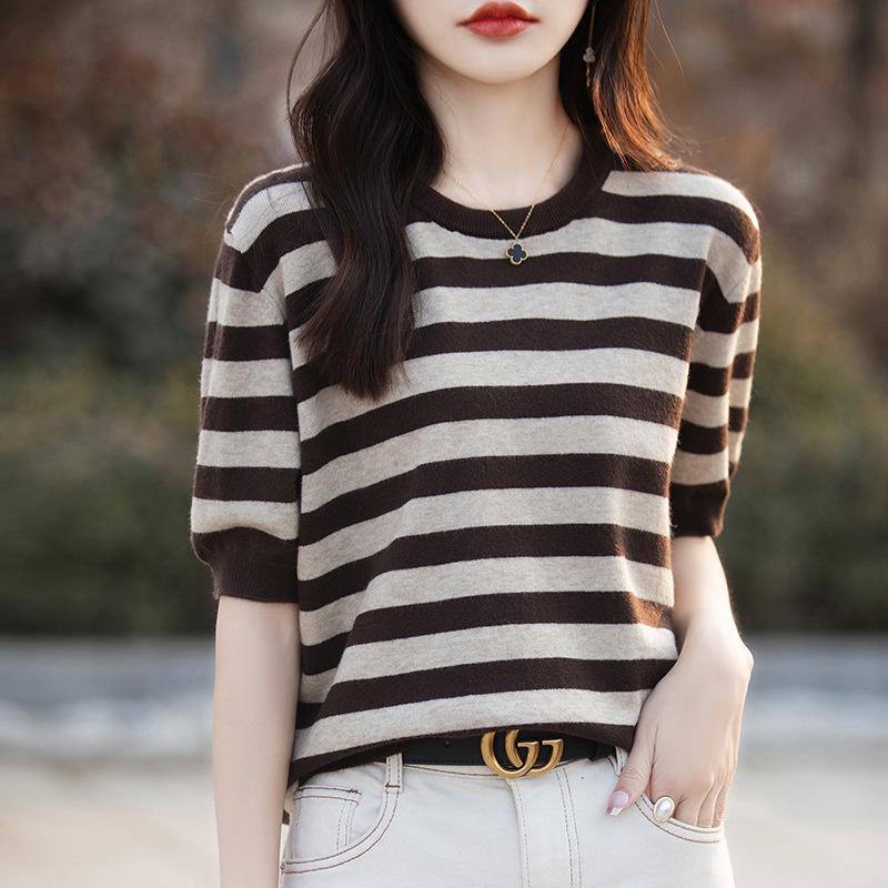 2026 Autumn-Winter Women's Korean Style Knit Sweater with Half-High Lace Collar