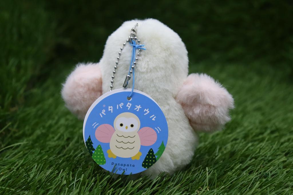 Брелок для ключей «Взлетающая хлопающая сова» Милая сова с расправленными крыльями и мягкой игрушечной розовой коробкой, хлопающей крыльями, [музыка включена]