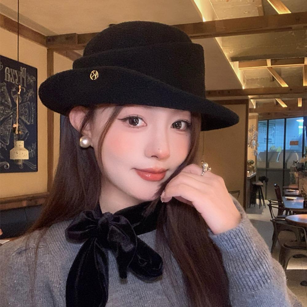 Elegant Hepburn Style Flat-top Cap Woolen Women Jazz Hat French Black Felt Hat  Wedding