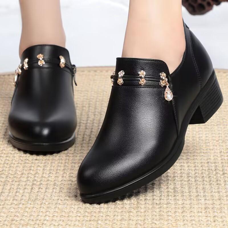 Женские кожаные туфли на среднем толстом каблуке с неглубоким горлышком, женские туфли среднего размера большого размера