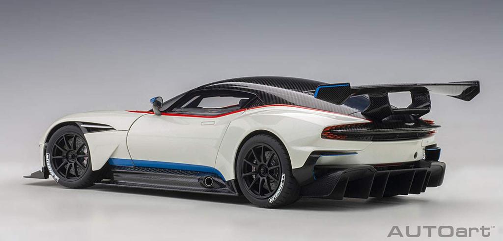 AUTOart Aston Martin Vulcan Metallic Red Stripe Finished Product 1/18 White/Blue &