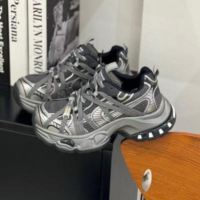 Дышащий сетчатый ремешок ретро кроссовки папины женские 2025 новые увеличивающие платформу спортивные туфли универсальные для бега повседневные туфли