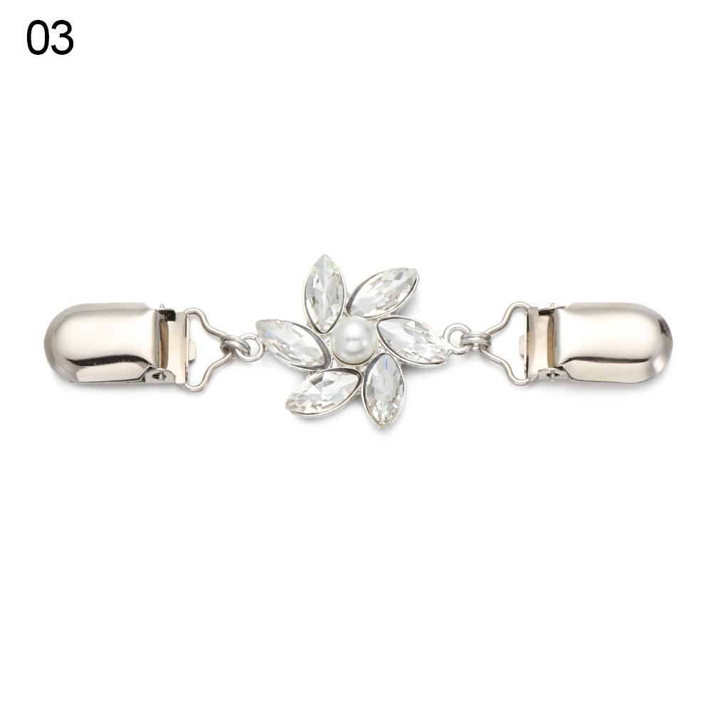 1PC Vintage Shawl Brooch Rhinestone Flower Patterns Duck Clip Clasps Cardigan Sweater Scarf Blouse Collar Clips Pins For Ladies