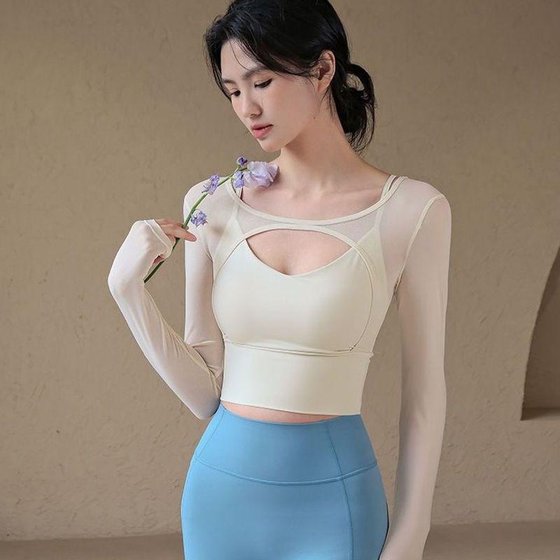 Y с нагрудными подушечками Американская одежда для йоги Футболка с длинными рукавами Женская Сексуально подчеркивающая фигуру Вырезы Сетчатая строчка Спортивный фитнес-топ