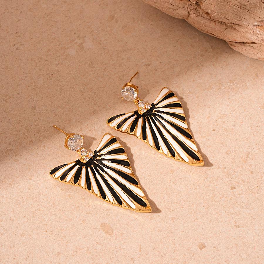 European-American Style Zircon Stripe Triangle Silver Earrings - Retro & Elegant High-End Women's Jewelry