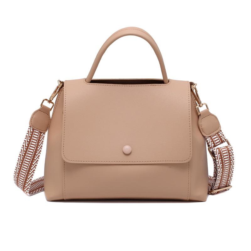 Универсальная женская сумка 2025 новая кожаная текстура простая сумочка зарубежная ретро большая вместимость плечевая сумка-мессенджер