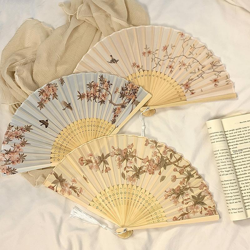1 шт. Китайские веера Складной ручной веер Свадебные ручные веера Бамбуковый портативный веер Веер для танцев Веер для вечеринки Декоративный веер Ventilador