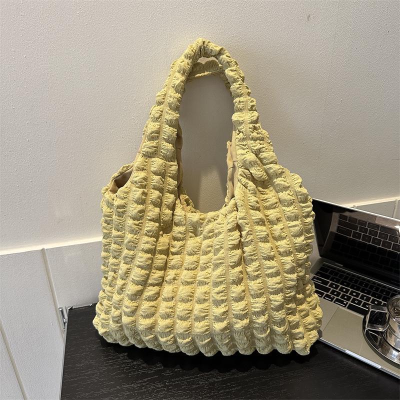 Корейская Мода Облако Пуф Цветочная Сумка на Одно Плечо для Женщин - Зима 2024 Минималистичная Сумка