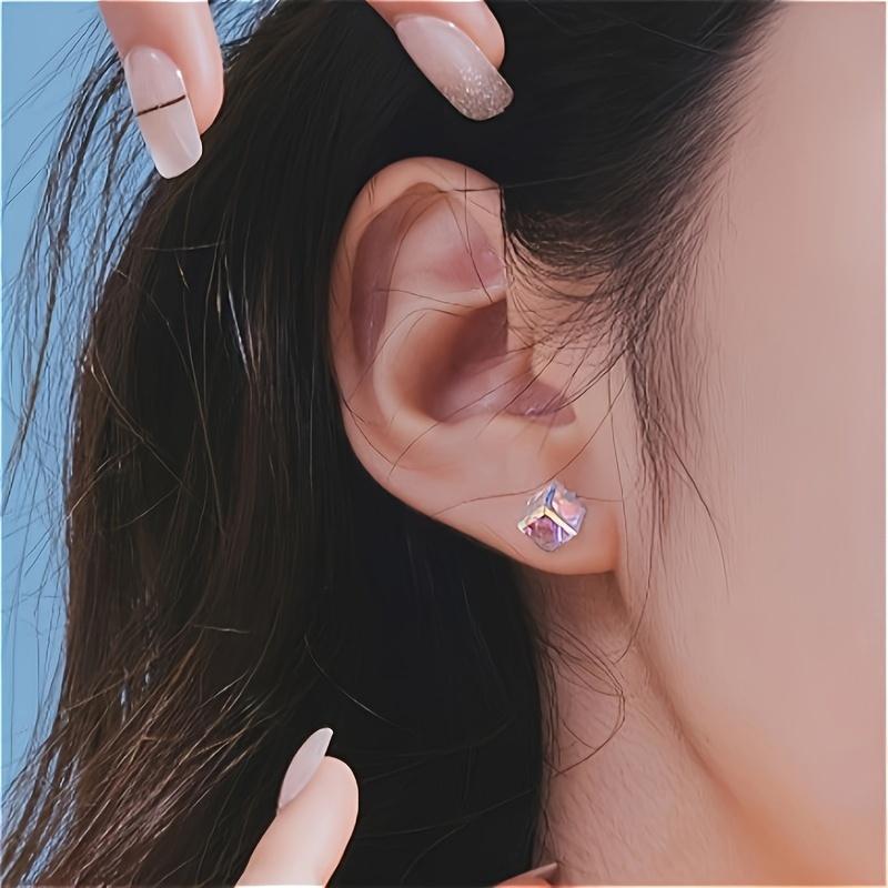 Модные маленькие серьги-пусеты с кубическими кристаллами в форме водяного куба, простые, мечтательные, нишевого дизайна, женские украшения, аксессуары, серьги