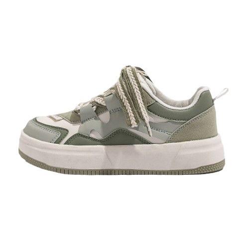 Популярные маленькие белые туфли женские 2025 весна и осень новая универсальная обувь для папы женская платформа нишевая студенческая модная обувь для скейтборда женская прилив