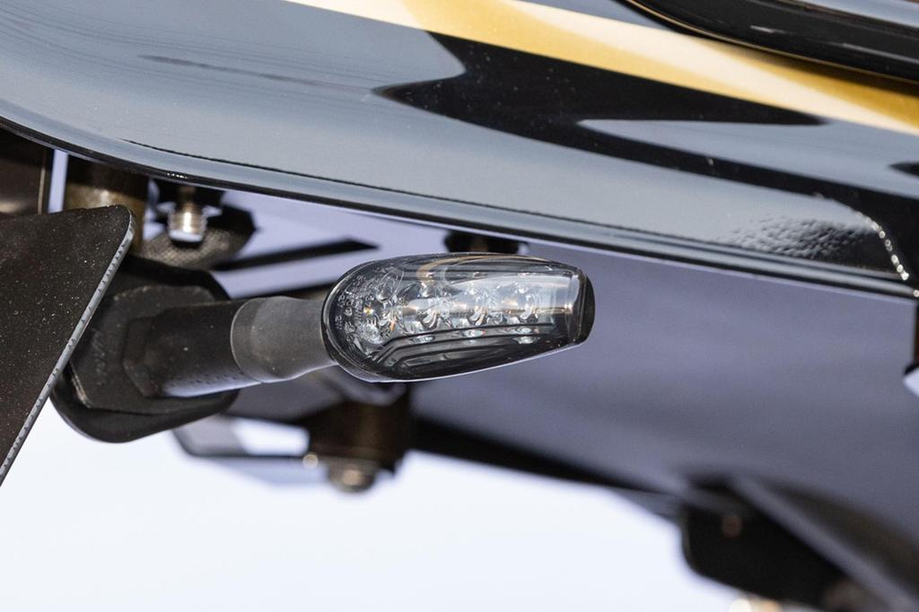 Светодиодный указатель поворота Kijima TRL3 для Z650RS Z900RS Z900RS/CAFE ('18-) ('22-) (Код товара 219-5207)