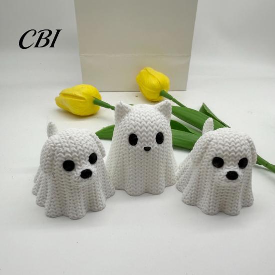 Moisture-proof Spooky Decoration 3D Printed Ghost Dog/Cat Figurine Ornaments, Knitted Texture Halloween Animal Stable Decorations, Small Cute