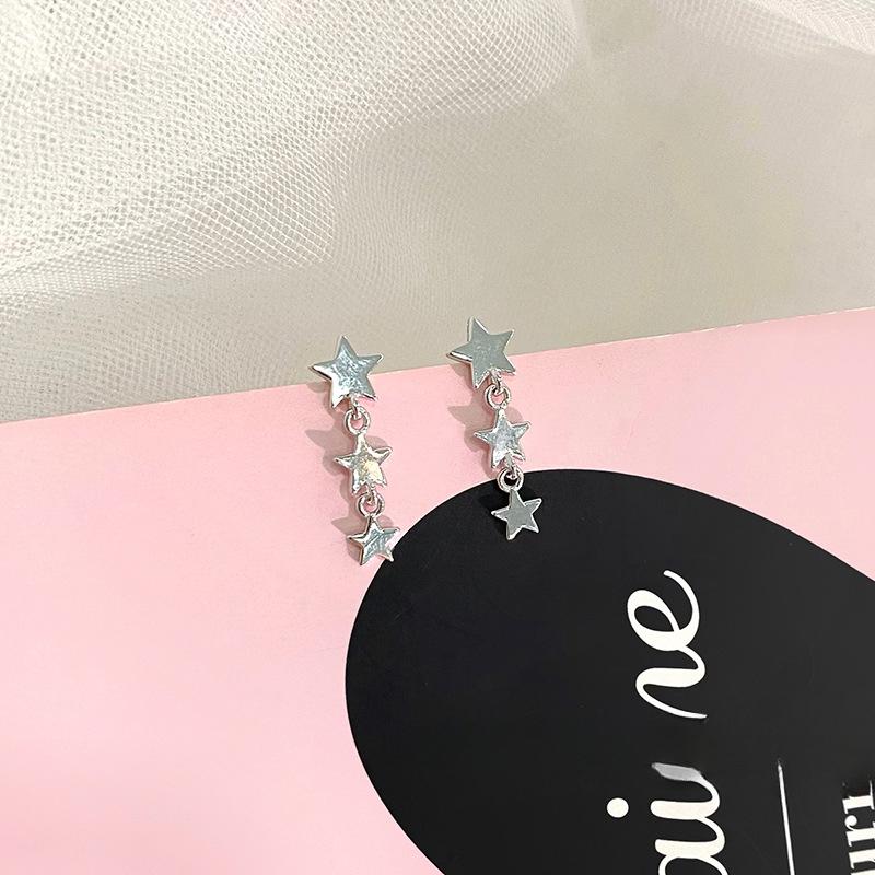 Три пятиконечные звезды серьги для женщин с нишевым дизайном Sense Летний новый стиль