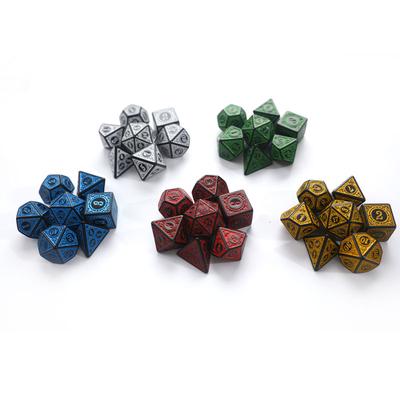 Набор многогранных игральных костей Цвета Числа Для DND RPG Настольные игры Набор игральных костей с резным узором