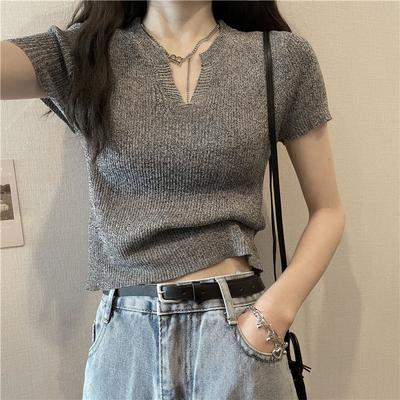 Футболка с короткими рукавами Ice Silk Shoulder для женщин на лето, красивый облегающий и стройнящий серый трикотажный топ с V-образным вырезом