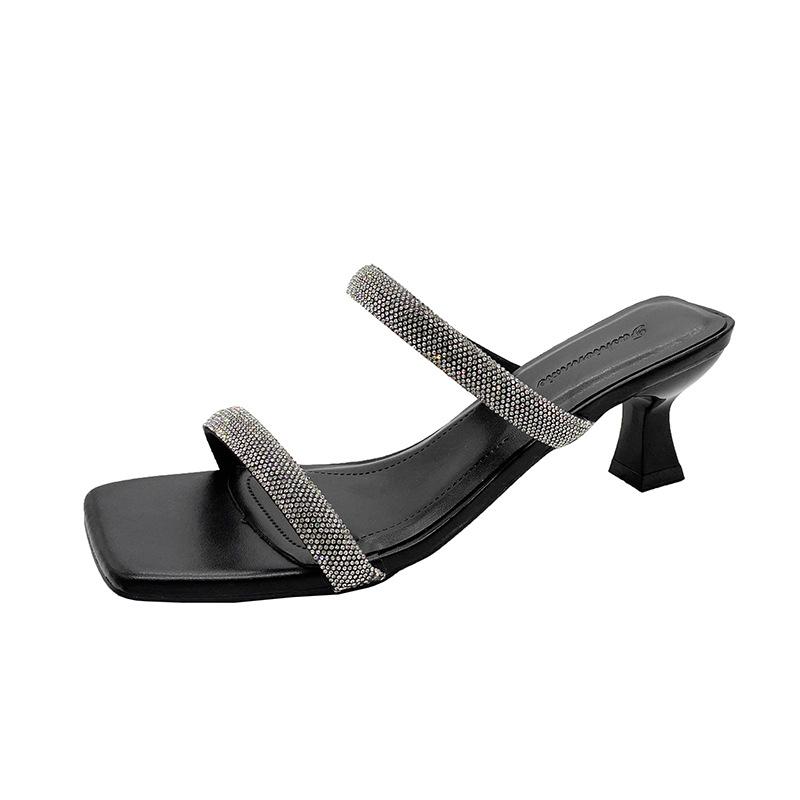 Модные стразы верхняя одежда туфли на высоком каблуке женские 2025 лето новые квадратный носок с открытым носком повседневные с крутыми шлепанцами женские