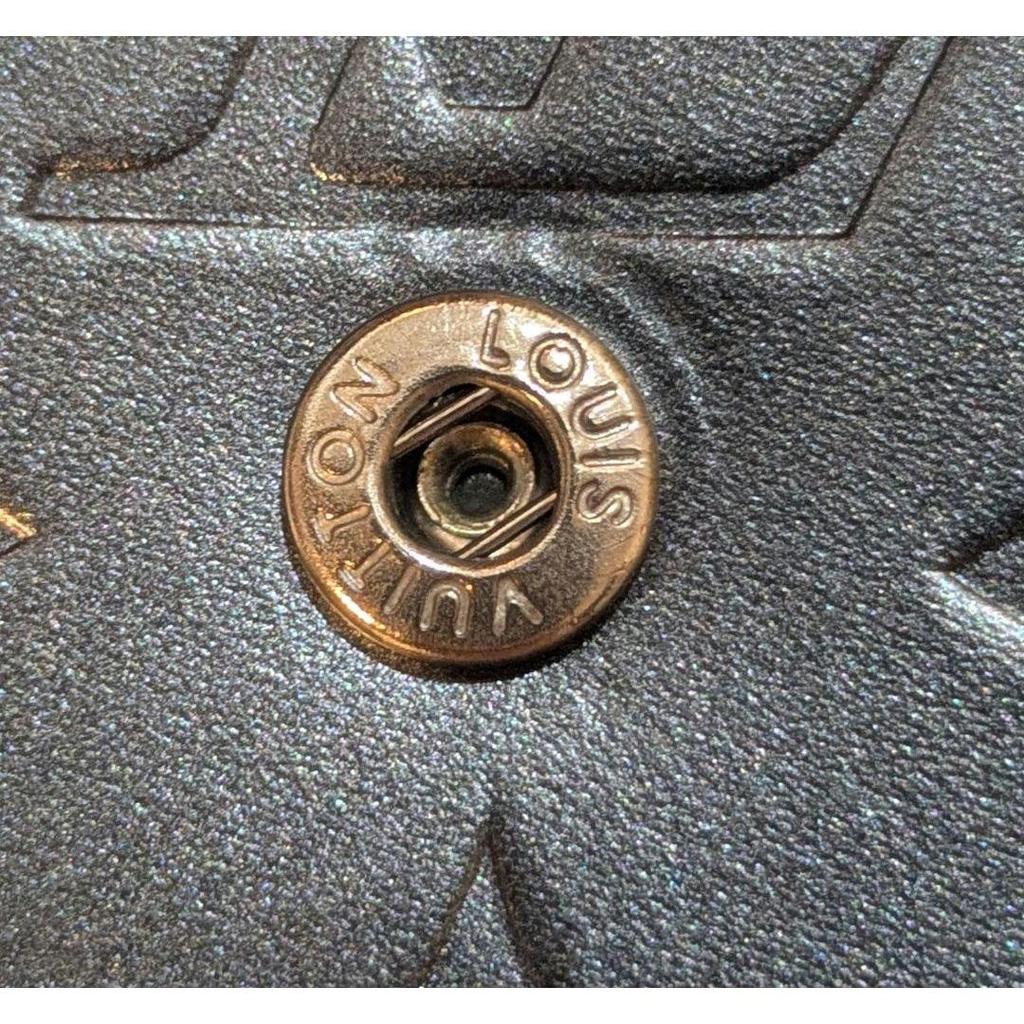Used Very beautiful item Louis Vuitton Monogram Bifold Wallet