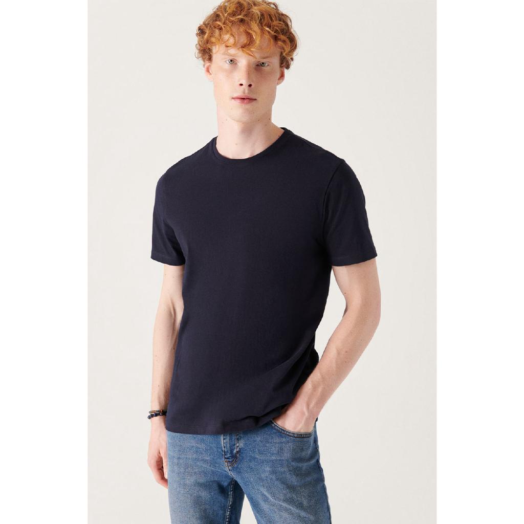 Мужская черная дышащая футболка с круглым вырезом стандартного кроя из 100% хлопка E001000